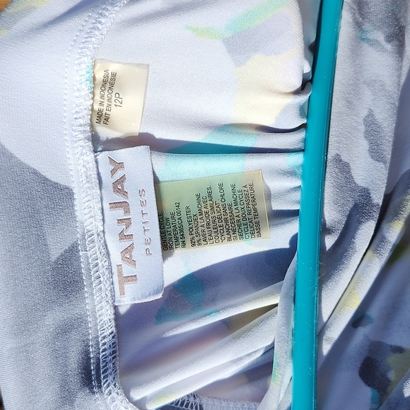 ⭐️TanJay Blue/Green Skirt - Picture 7 of 7